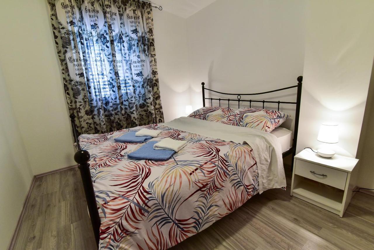 L&L Holiday Apartment Zadar Eksteriør billede