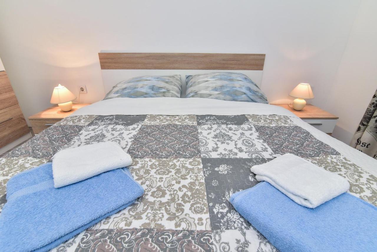 L&L Holiday Apartment Zadar Eksteriør billede