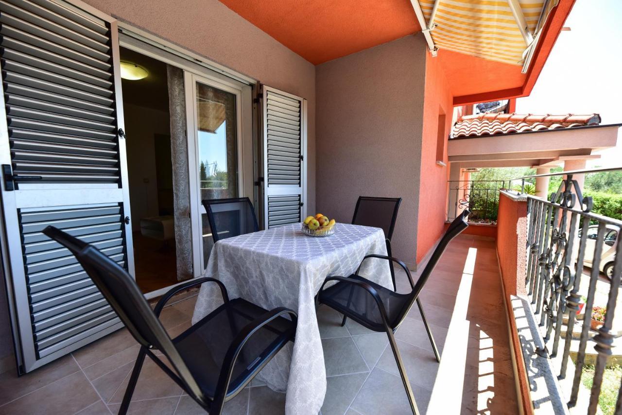 L&L Holiday Apartment Zadar Eksteriør billede